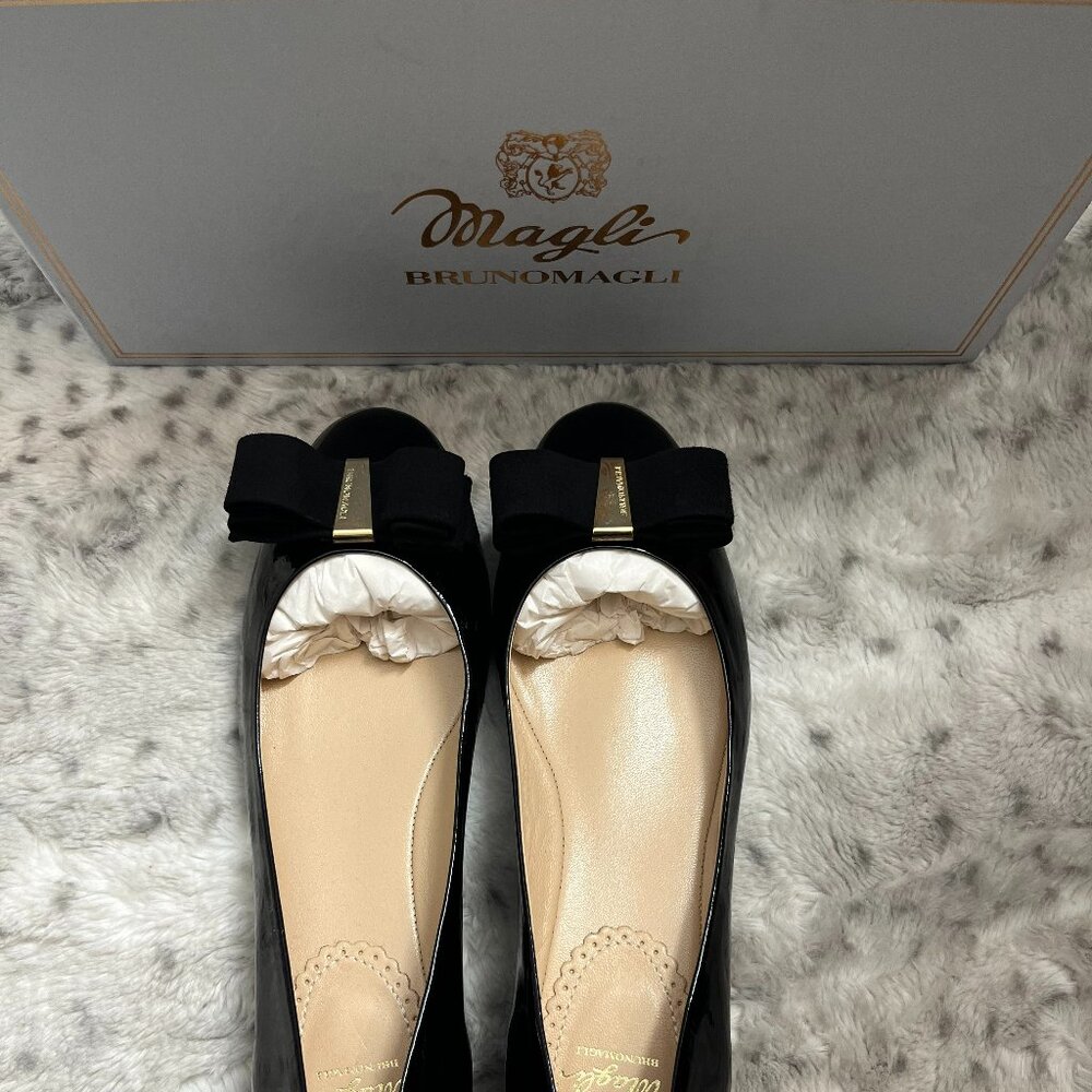 Bruno Magli Eldora Flat  w/ Bow made in ITALY MSRP$535